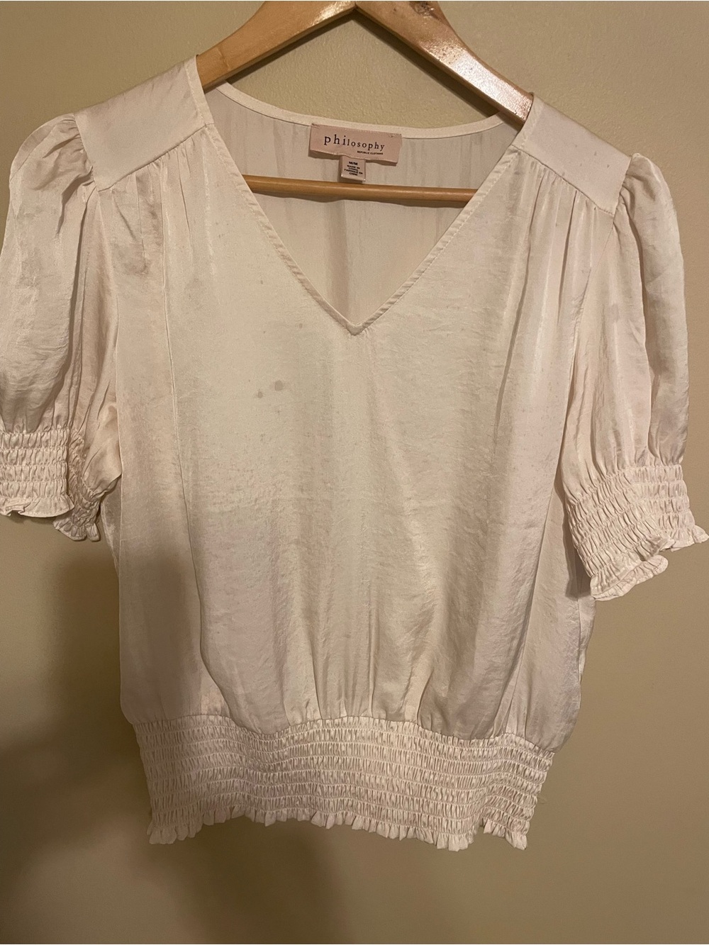 Philosophy Cream V-Neck Puff Sleeve Smocked Hem Blouse